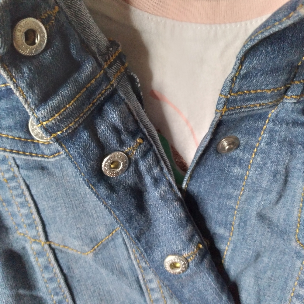 #186 Girls Crazy 8 Blue Demin Button Pocket Jean Jacket - Picture 9 of 16